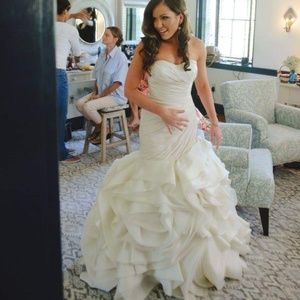 Ysa Makino wedding dress